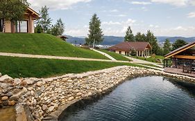 Vista Valley Resort